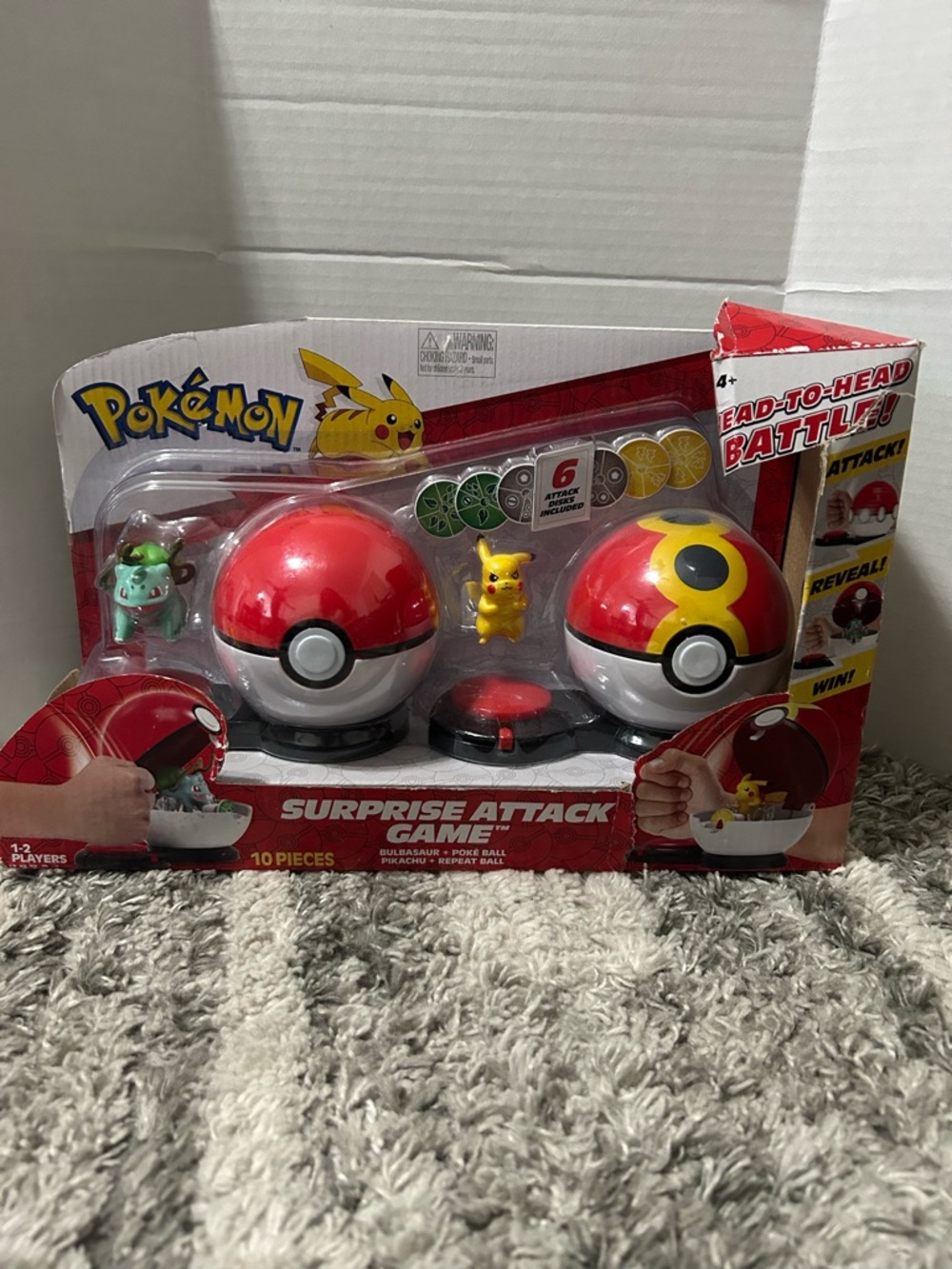 Surprise Attack Game Poké Ball Set - Red & Yellow
